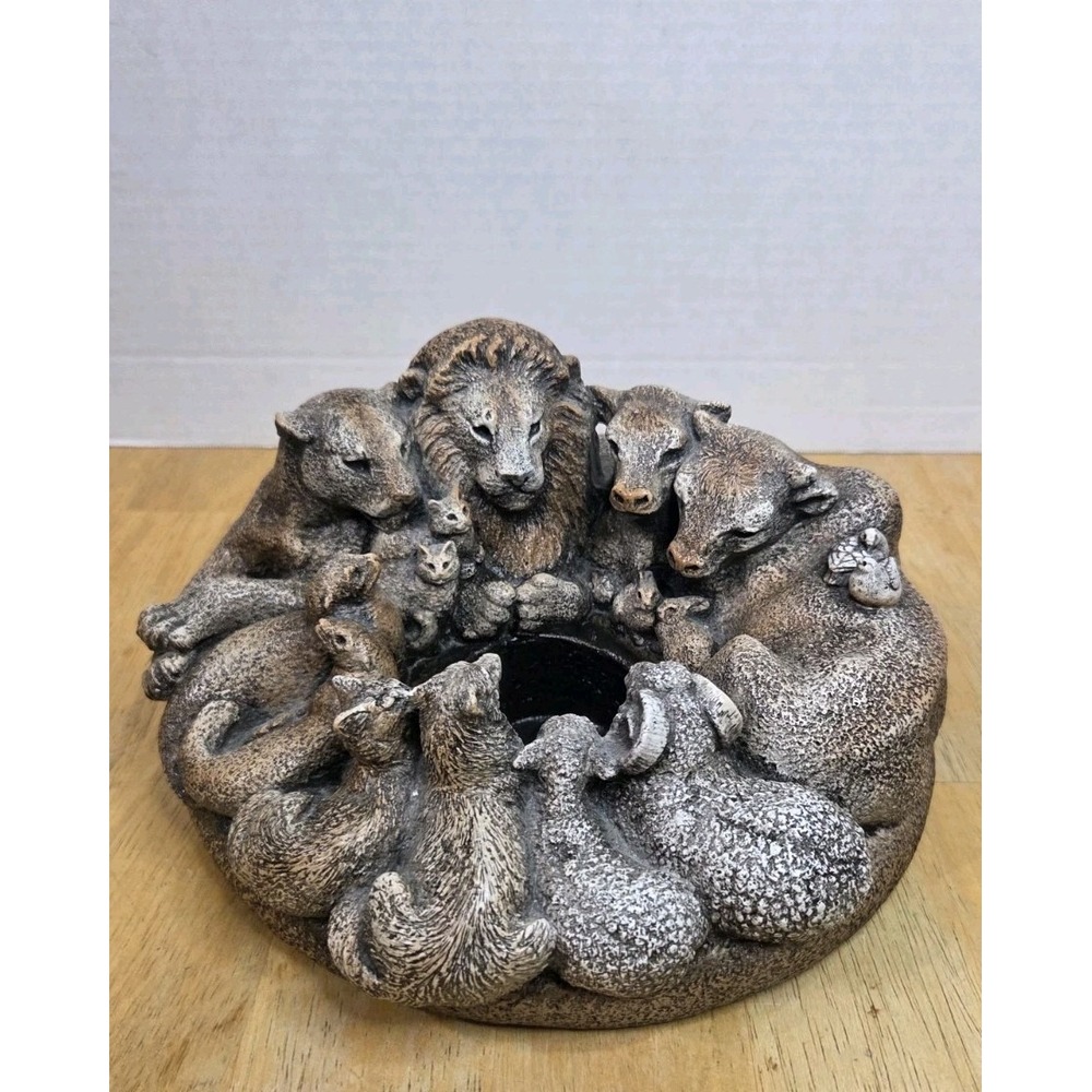 Windstone Editions By M Pena Ark Animals Candle Lamp NO VOTIVE SEE MINOR CHIP
